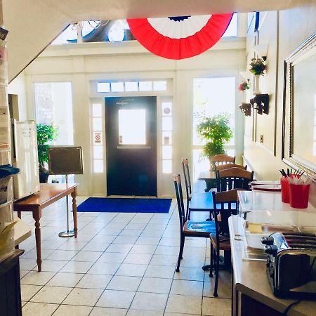 Welcomeinn Lancaster Ngoại thất bức ảnh